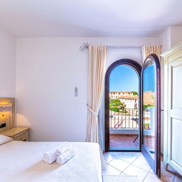 Le Camere Hotel Faro di Molara